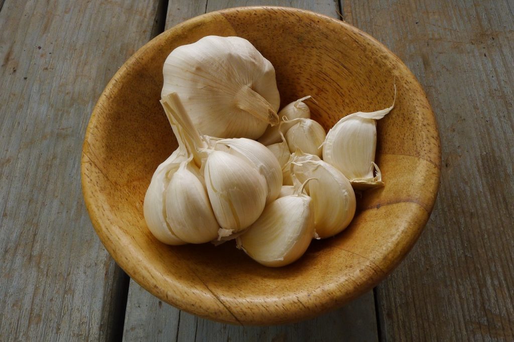 Castor oil and garlic | Castor Oil Guide