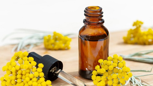 Essential Oils for Bee Stings 7
