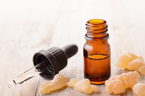 15 Most Effective Essential Oils for Skin Tags 2