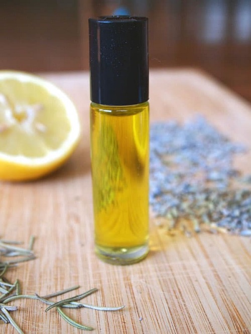 6 DIY Cuticle Oil Recipes for Strong Nails2