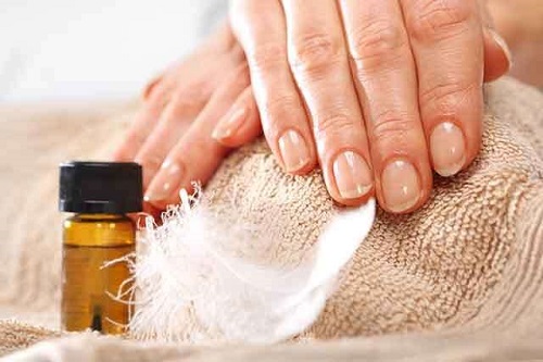 Essential Oils for Nails 1