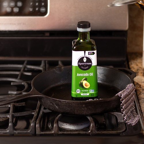 Selecting the Best Oil for Seasoning Cast Iron 3