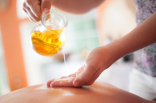 Castor Oil For Period Pain 3