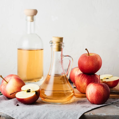 Coconut oil and apple cider vinegar