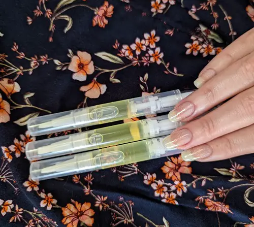 How Do You Use Cuticle Oil