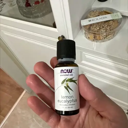 Herbal Oils That Work as Natural Painkillers—No Pills Needed 3
