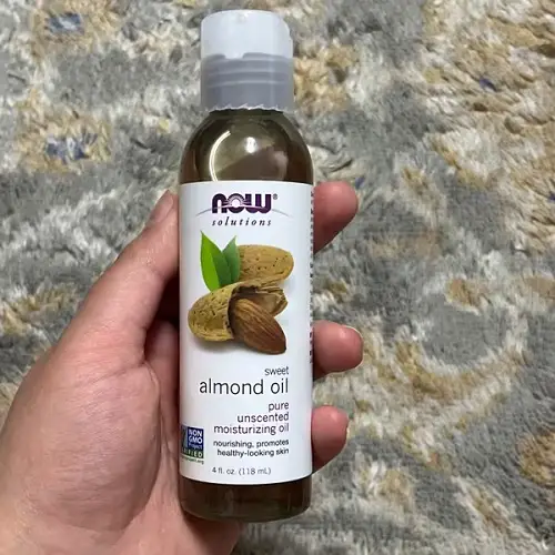 These Oils in Your Belly Button Can Do More Than You Think-Try It for Glowing Skin 2