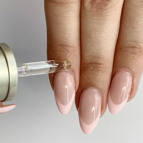 Castor Oil Helps Fix Nail Side Effects