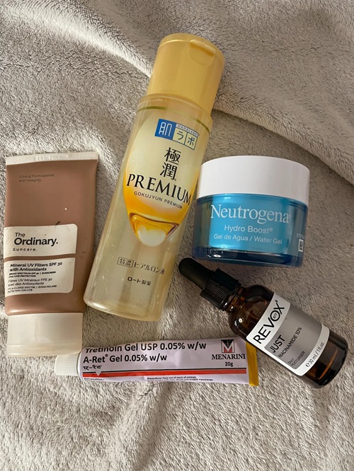 Moisturize for Hydration Skincare Routine